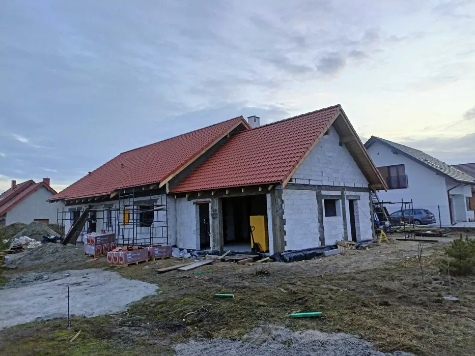 Ciesielstwo-dekarstwo Budowa domów jednorodzinnych.