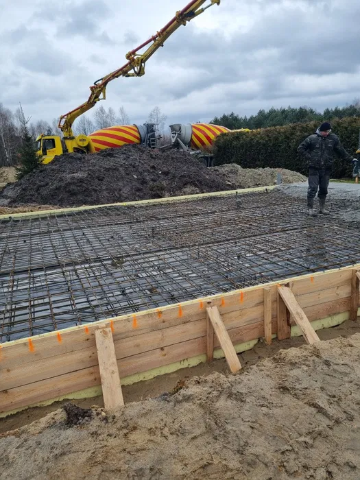 Usługi remontowo-budowlane wykończenia przebudowy. Dachy, budowy domów