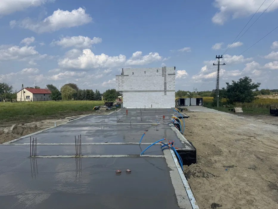 Budowa domów jednorodzinych.