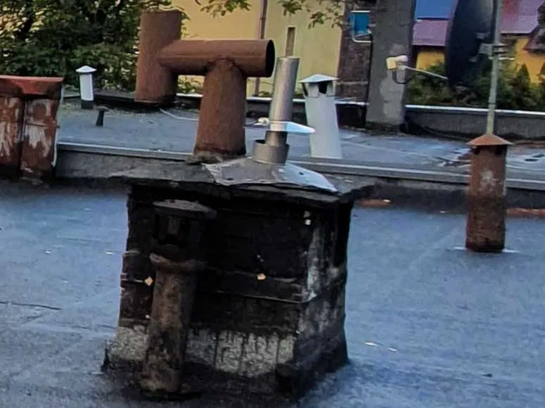 Trwała naprawa / remont dachu z papy i blachy – DEKARZ / Śląsk