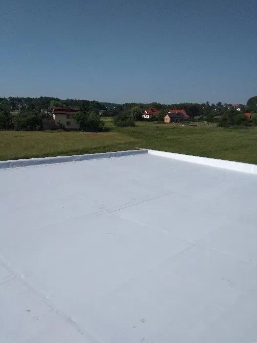 Dekarz Dachy Płaskie Usługi Dekarskie krycie dachów membrana pcv pvc