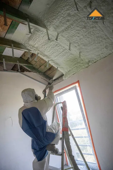 Izolacja Hali Obory Chlewni Kurnika Ocieplenie Fundamentu PIANA PUR