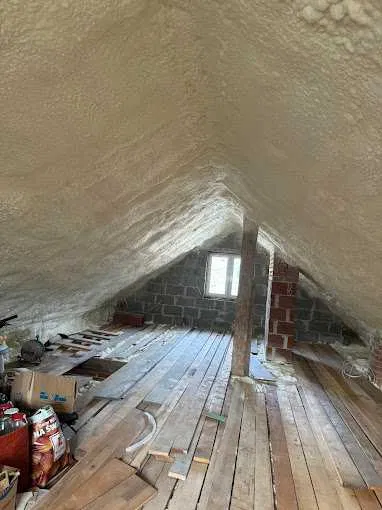 Ocieplenia Pianą PUR,Termowizja,Docieplenia Poddaszy,Naprawa Izolacjii