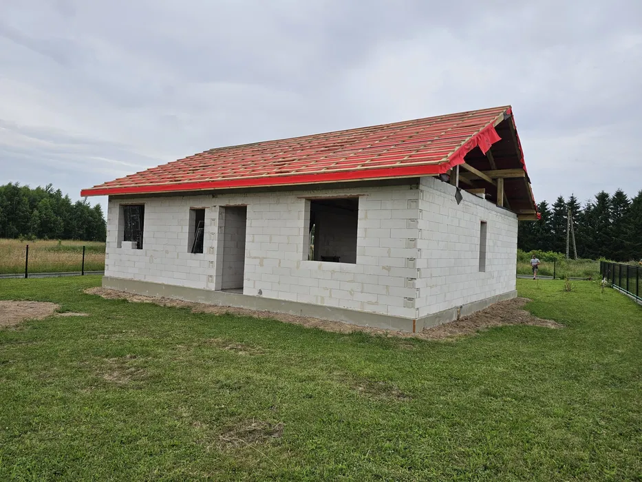 Więźby, konstrukcje, usługi ciesielskie, dekarskie