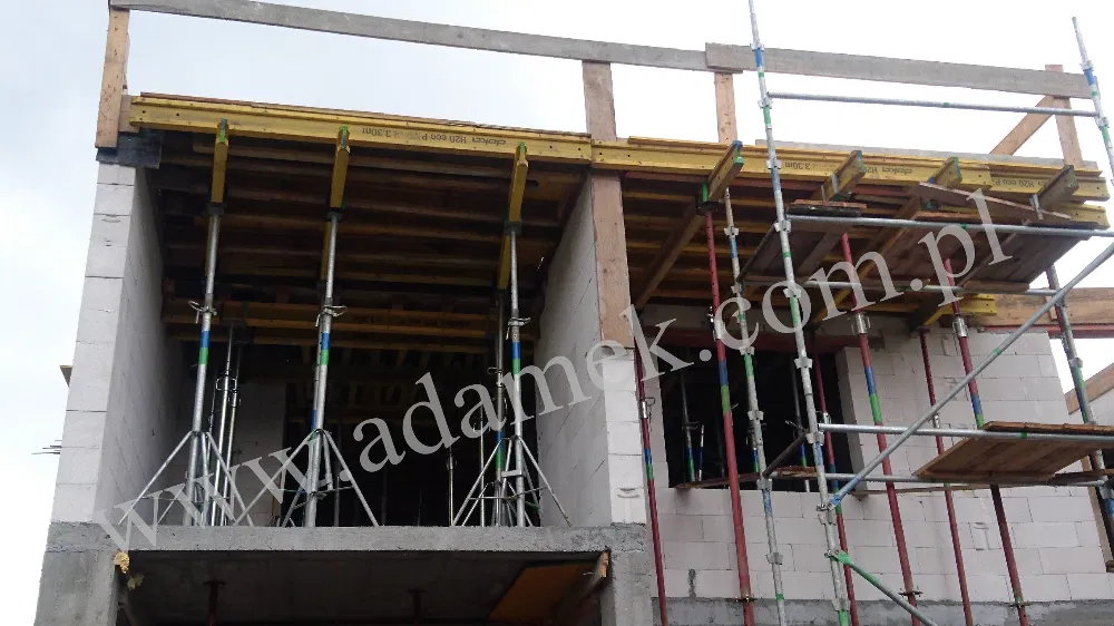 ADAMEK. Wynajem szalunki stropowe, stemple, doki , płyta szalunkowa.