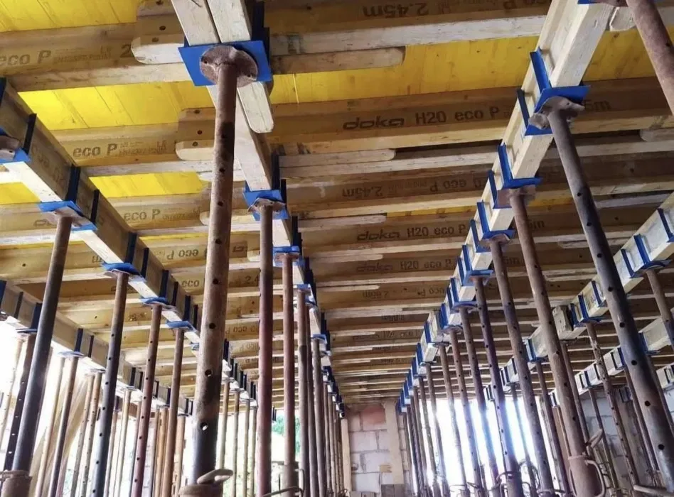 Wynajem szalunków stropowych