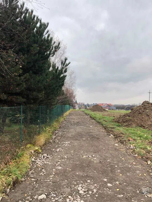 Budowa dróg dojazdowych, budowa i utwardzanie terenu, Prace drogowe.