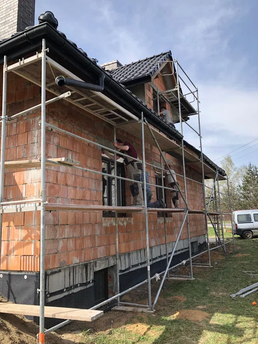 Rusztowanie - wynajem montaż - Rusztowania na elewacje i platformy