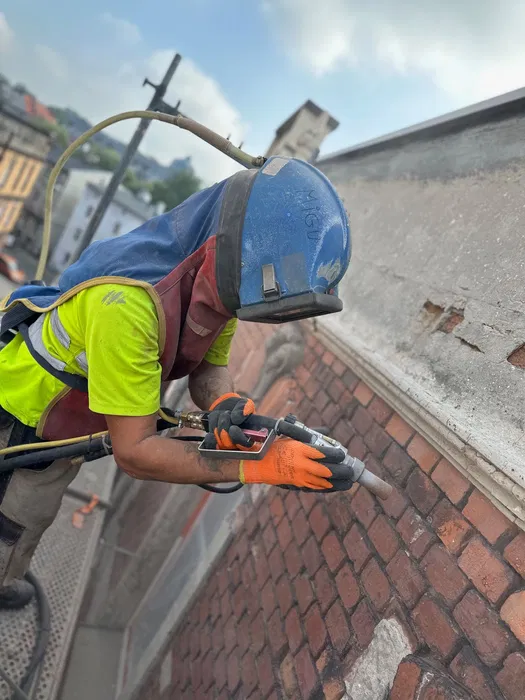 Rusztowanie - wynajem montaż - Rusztowania na elewacje i platformy