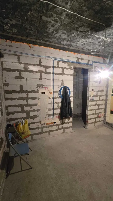 Zlecę wykonanie tynków cementowo wapiennych ok 300m2