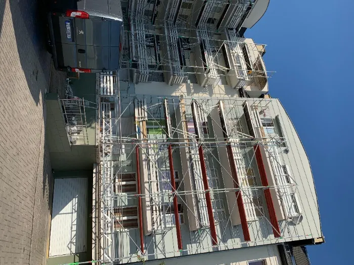 Rusztowanie aluminiowe jezdne przejezdne wieża wynajem wypożyczalnia