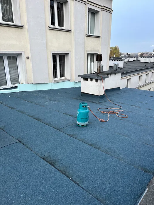 Dachy płaskie tarasy Resitrix papa termozgrzewalna EPDM PVC BAUDER SIK