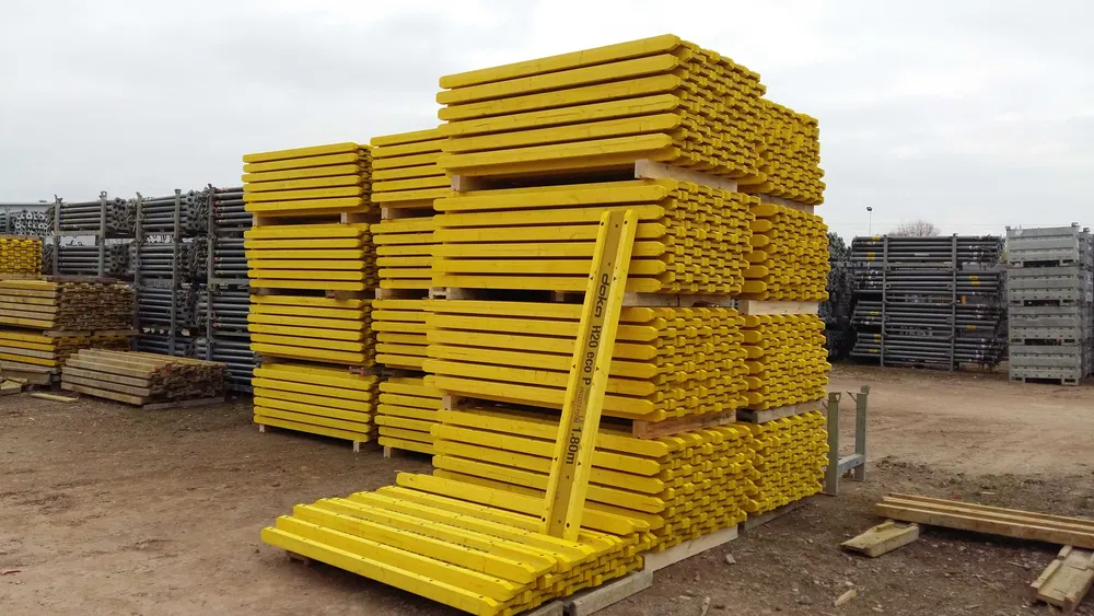 Szalunki ścienne i stropowe oraz rusztowania. Wynajem i montaż.