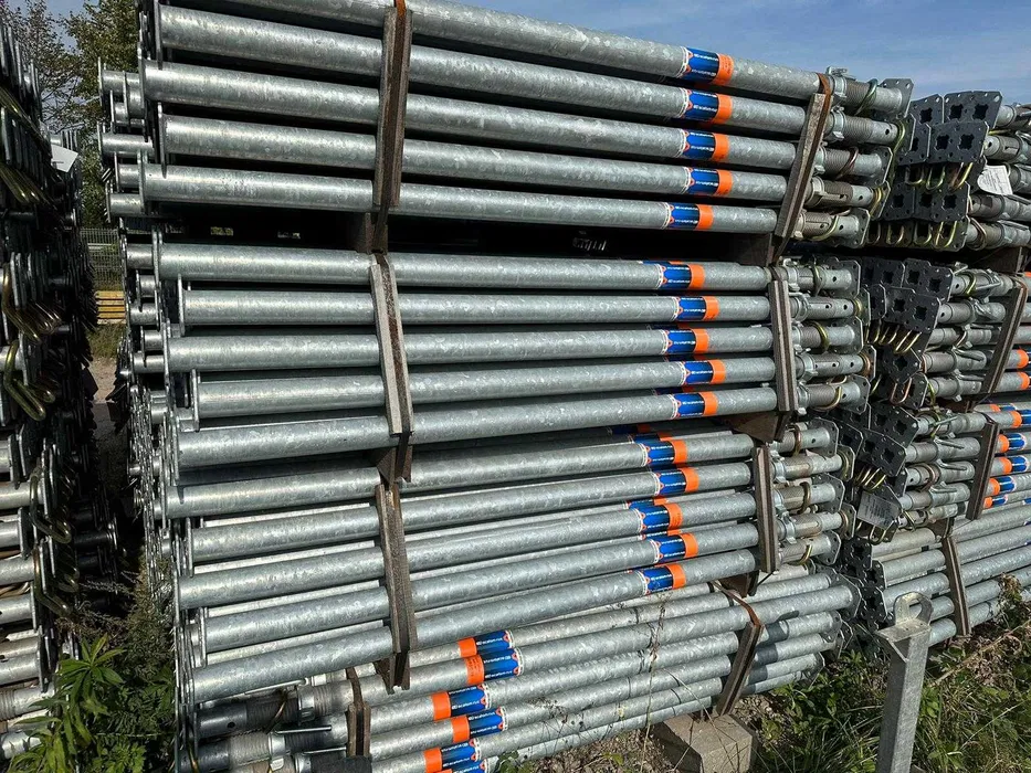 Szalunki ścienne i stropowe oraz rusztowania. Wynajem i montaż.