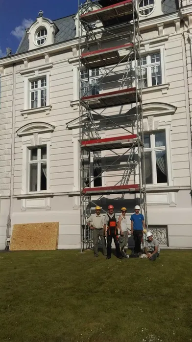 Szalunki ścienne i stropowe oraz rusztowania. Wynajem i montaż.