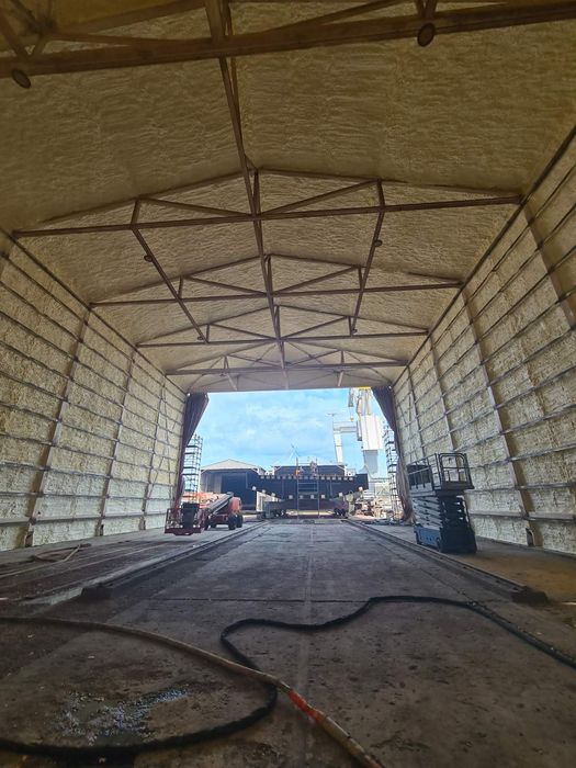 Ocieplanie Pianą Ocieplenia Poddasza Dachu Pianką Izolacje Icynene