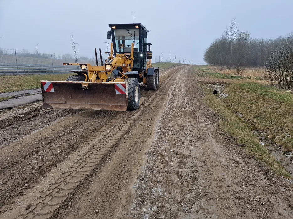 Budowa dróg, drogi dojazdowe utwardzanie terenu płyty drogowe yomb