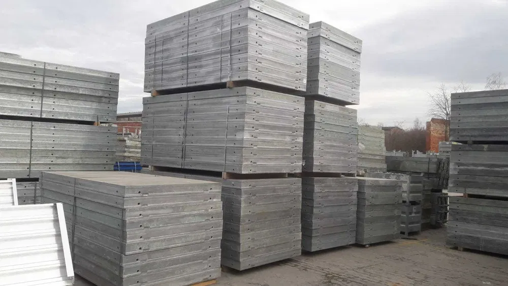 Wynajem Szalunki stropowe i ścienne Sprzedaż WĄGROWIEC!