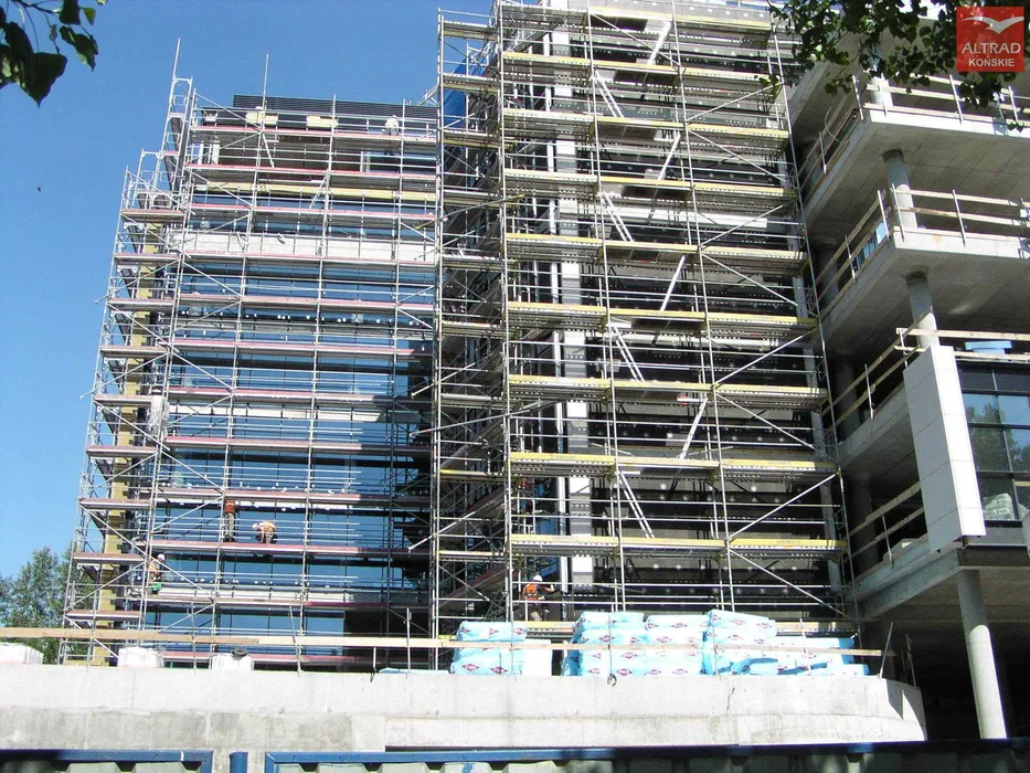 Wynajem Rusztowań, Rusztowanie Fasadowe - PROJEKT, DOSTAWA, MONTAŻ -FV