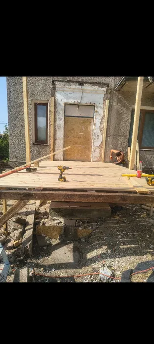 Tarasy, konstrukcje dachowe, prace ciesielskie