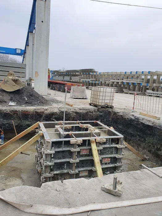 Budowa domów jednorodzinnych stropy schody żelbet