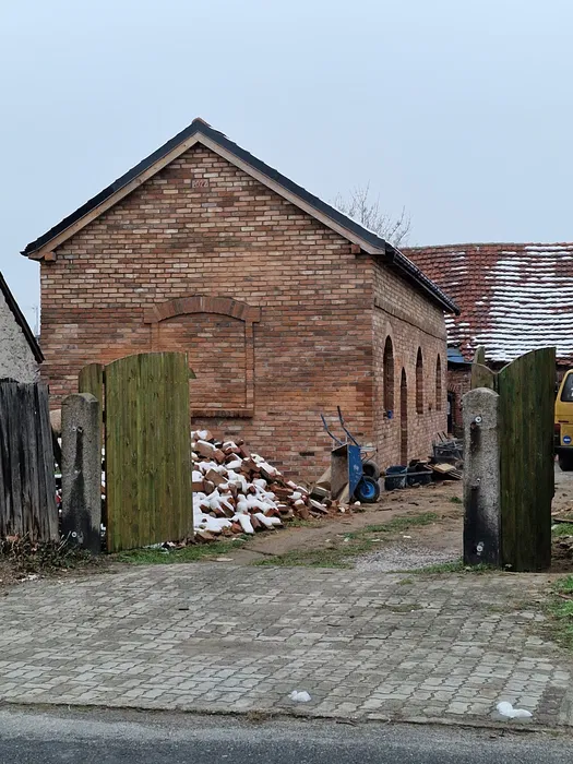 Usługi budowlane, budowa domów, dachy, elewacje