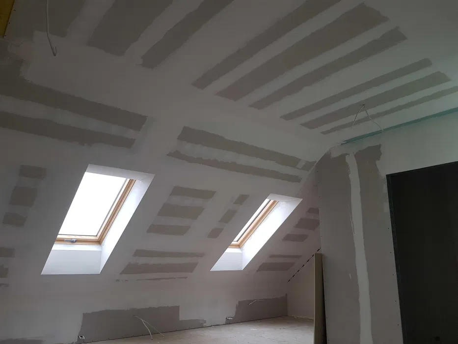 Zabudowa poddasza, sufity podwieszane, ścianki działowe GK