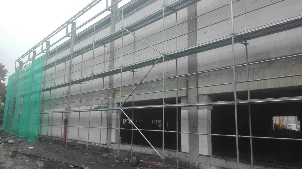 WYNAJEM Zabrze - Rusztowanie elewacyjne fasadowe | Transport Montaż