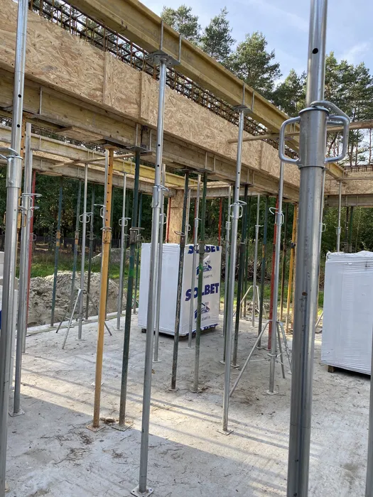 Stemple podpory metalowe wynajem sztyce do stropu