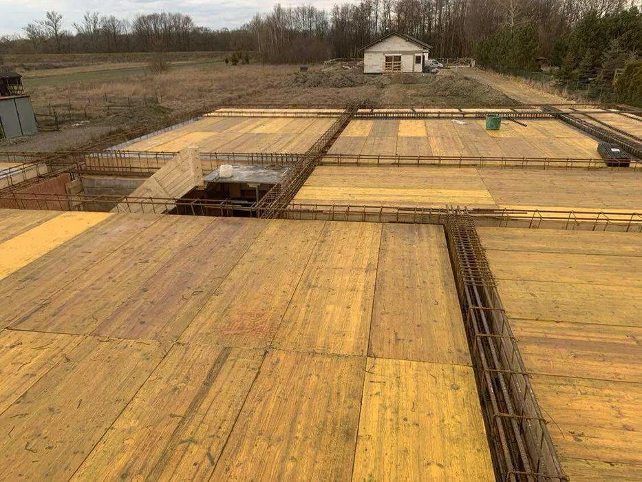 Wynajem rusztowanie elewacyjne plettec