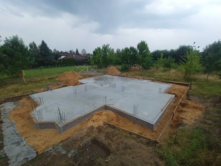 Płyty fundamentowe, fundamenty, posadzki