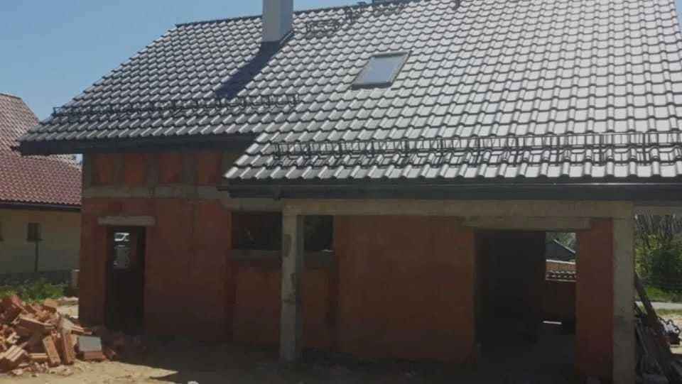 Usługi dekarskie i cieślarskie – remonty dachów i poddaszy