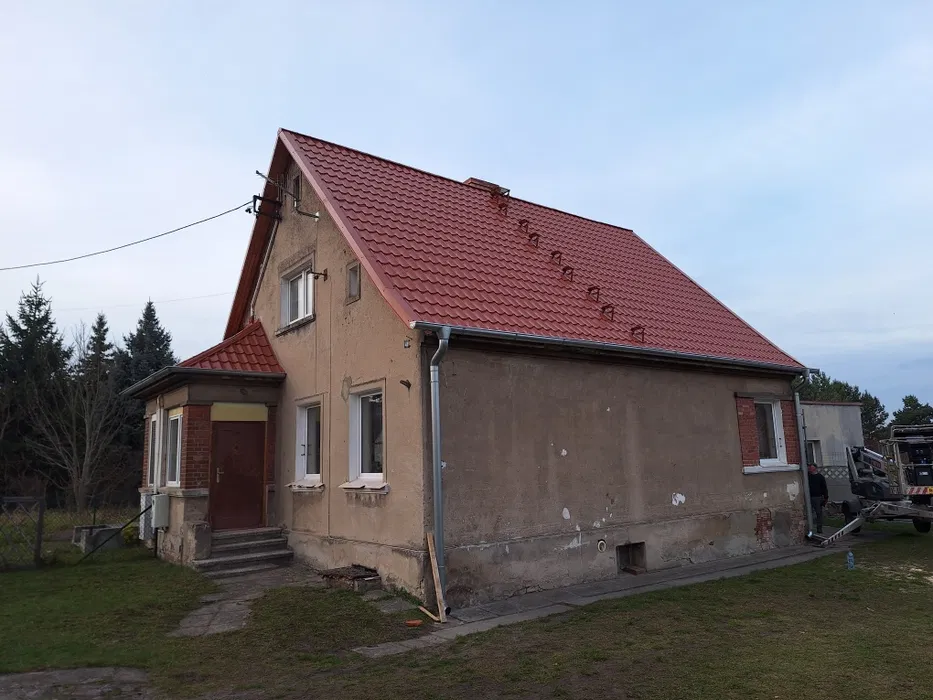 Usługi dekarskie i cieślarskie – remonty dachów i poddaszy