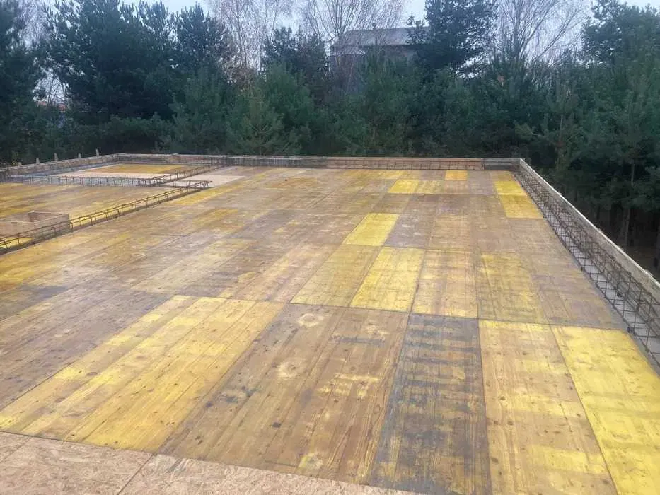 Wynajem szalunków stropowych