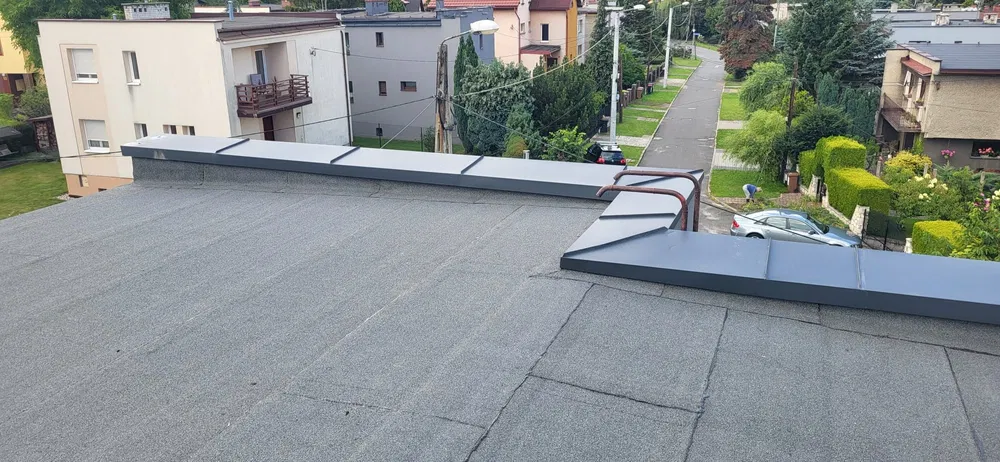 Uslugi dekarskie