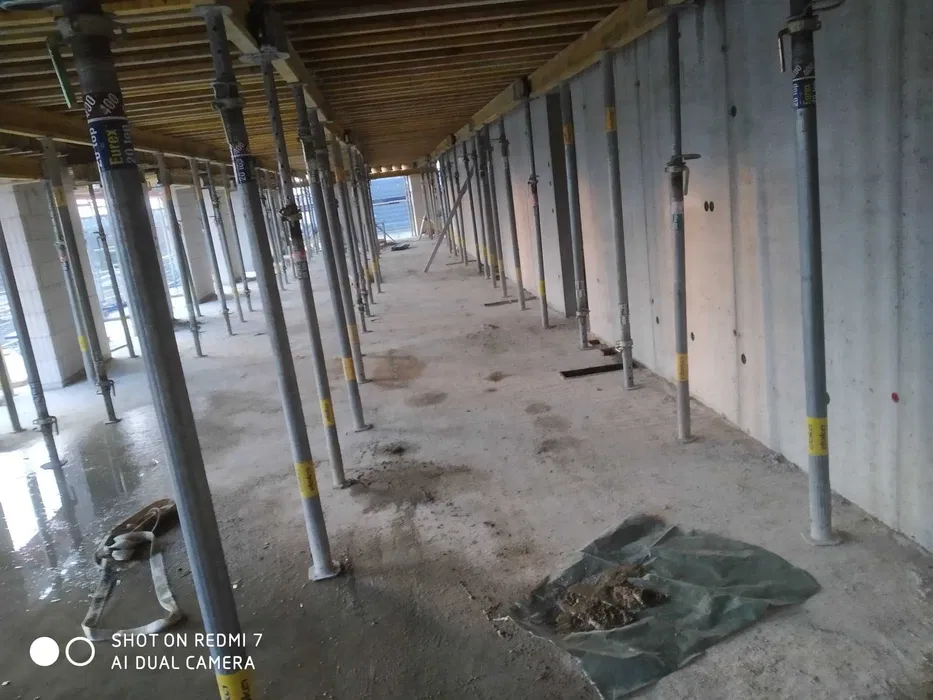 Szalunki scienne i Stropowe Wypożyczalnia Wynajem steple sztyc sklejki