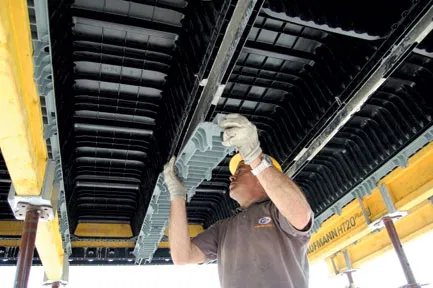 Szalunki z tworzywa ABS - wynajem, montaż.