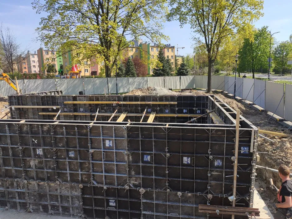 Budowa domów hal biurowce,roboty murarskie silikat,ceramika amerblock