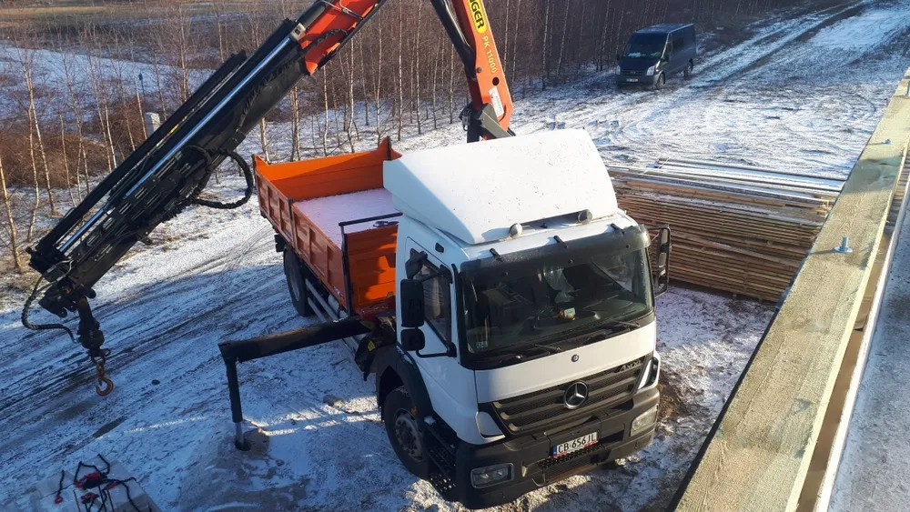 Wynajem wynajmę Stemple metalowe stalowe podpory doki dzwigary korony