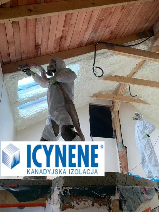 Ocieplanie, izolacje kanadyjską pianą PUR icynene. wdmuchiwanie wełny