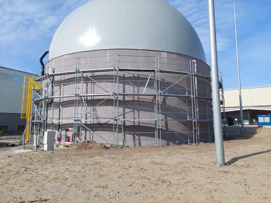 rusztowanie wynajem montaż demontaż rusztowań z uprawnieniami