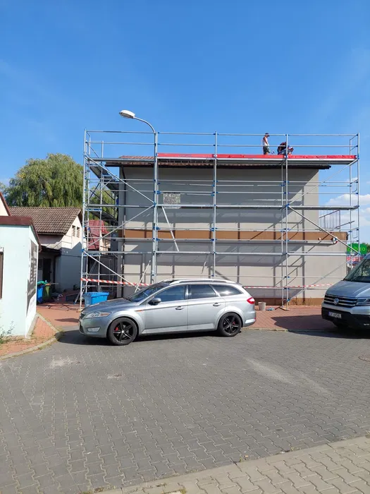 rusztowanie wynajem montaż demontaż rusztowań z uprawnieniami