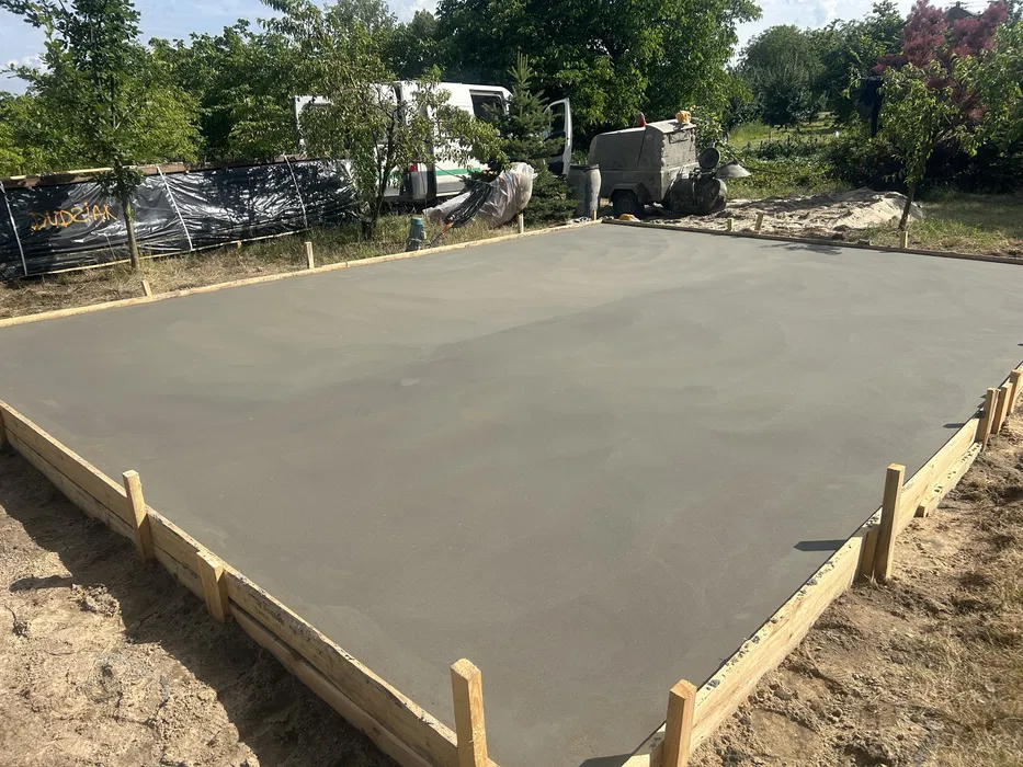 Posadzki Mixokret Przemysłowe STYROBETON Miksokret Wylewki Beton Płyty