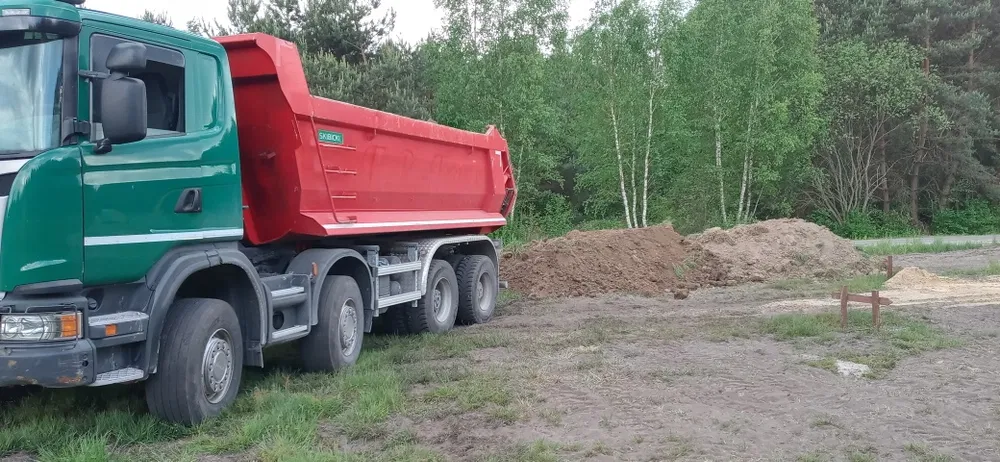 Wyburzenia, koparko-ladowarka, koparka kolowa