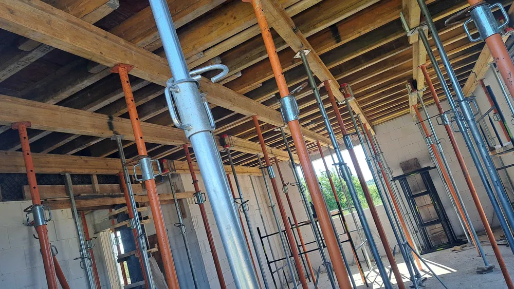 Wynajem szalunków / szalunki stropowe - stemple, doki, płyta TRANSPORT