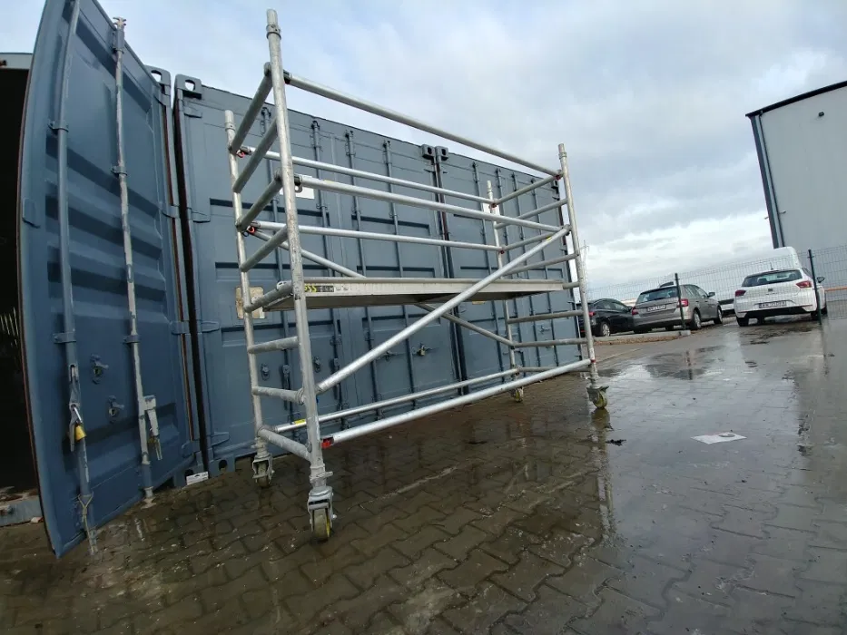 Rusztowania aluminiowe przejezdne jezdne wynajem od 7 zł za metr