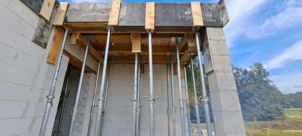 Szalunki budowlane, stemple, podpory, dzwigary,plyty, rusztowanie