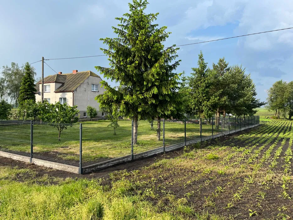 montaż ogrodzeń, ogrodzenia panelowe, betonowe, palisadowe, murowane