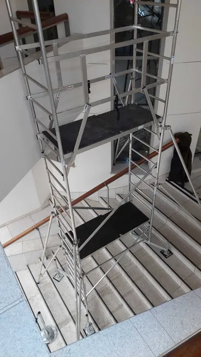 RUSZTOWANIE na schody 6m lekkie wąskie na klatkę schodową