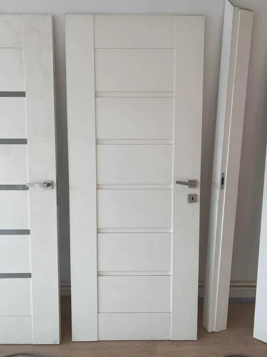 Wynajem rusztowań elewacyjnych , rusztowanie